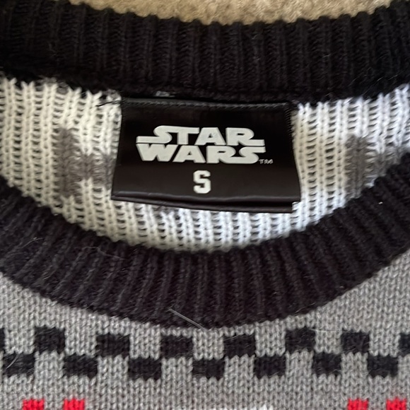 Star Wars sweater. Just decluttering and want it gone. - Picture 2 of 3